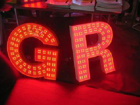 永嘉LED发光字有哪些优势？